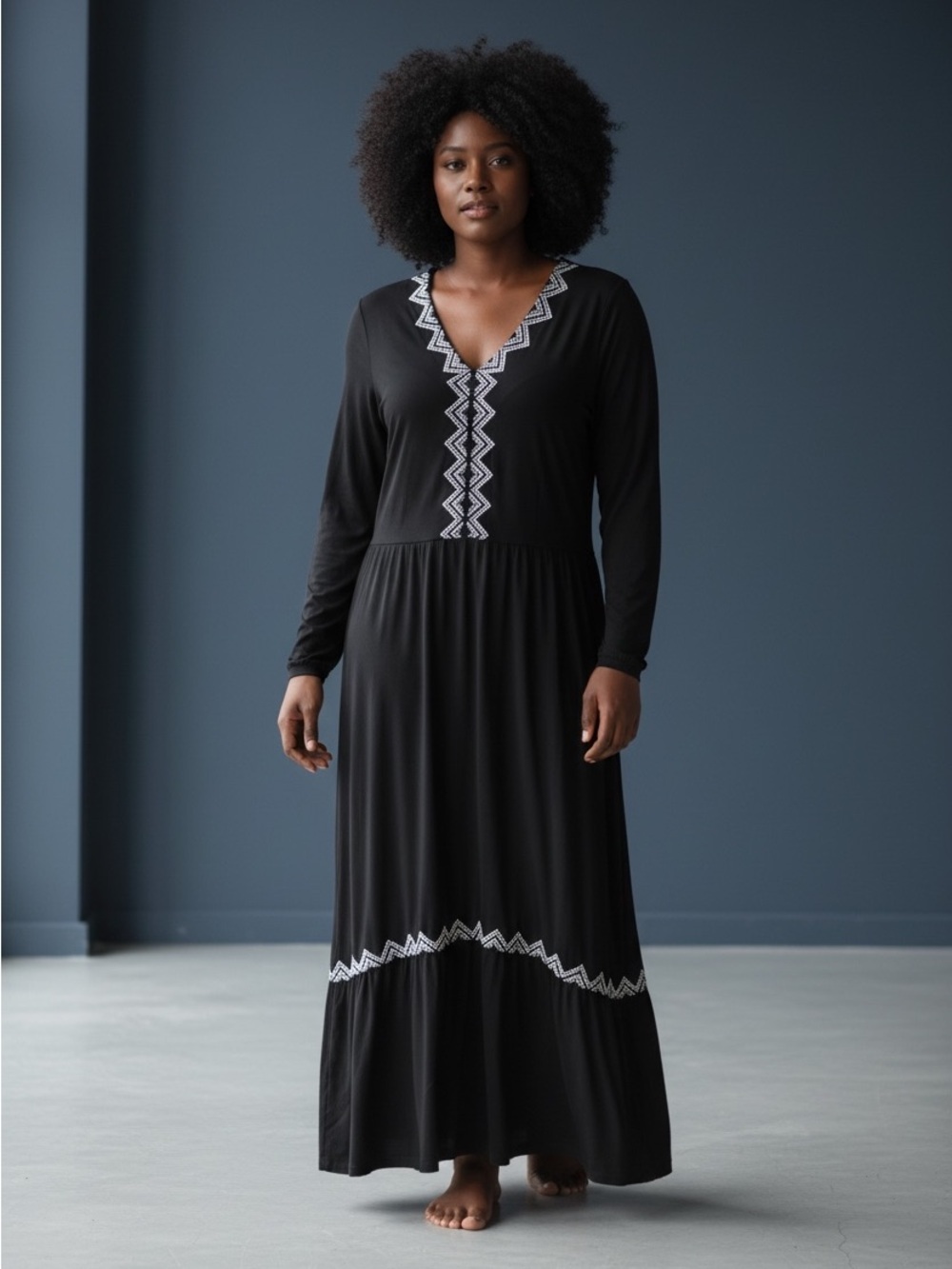 M&W Collection maxi tunic, Medium, black, embroidery, tiered dress Boho Chic